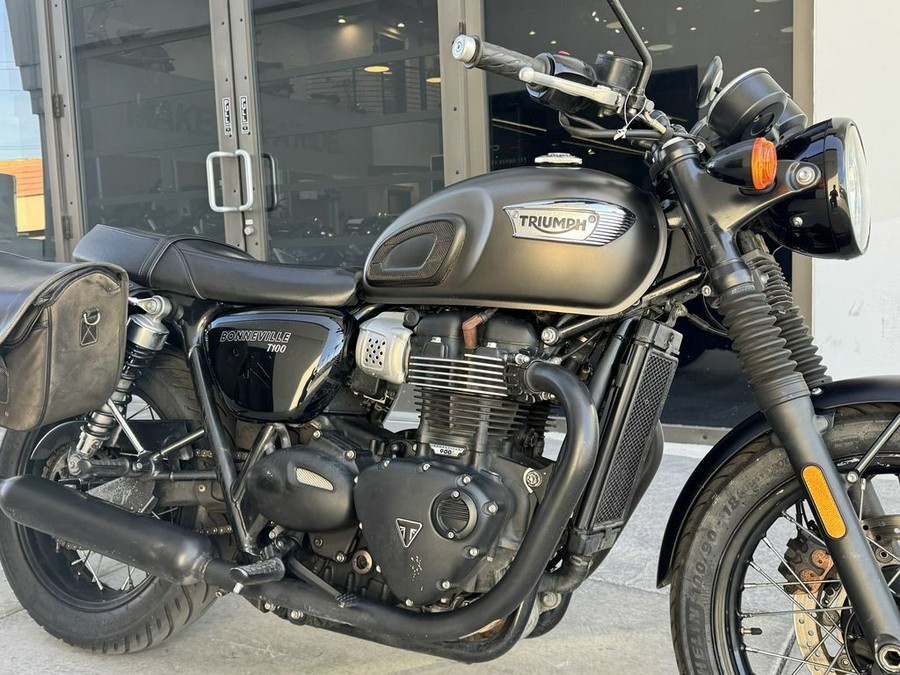2020 Triumph Bonneville T100 Black Matte Irostone/Matte Black