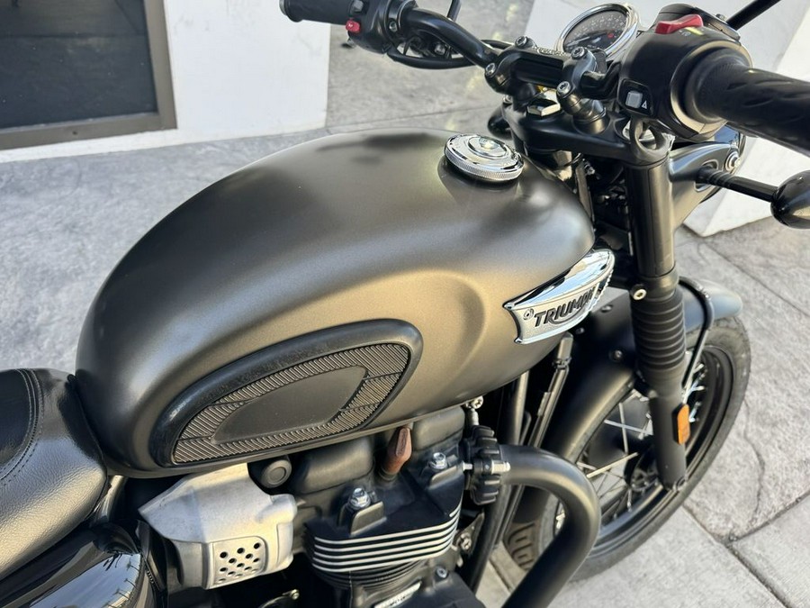 2020 Triumph Bonneville T100 Black Matte Irostone/Matte Black