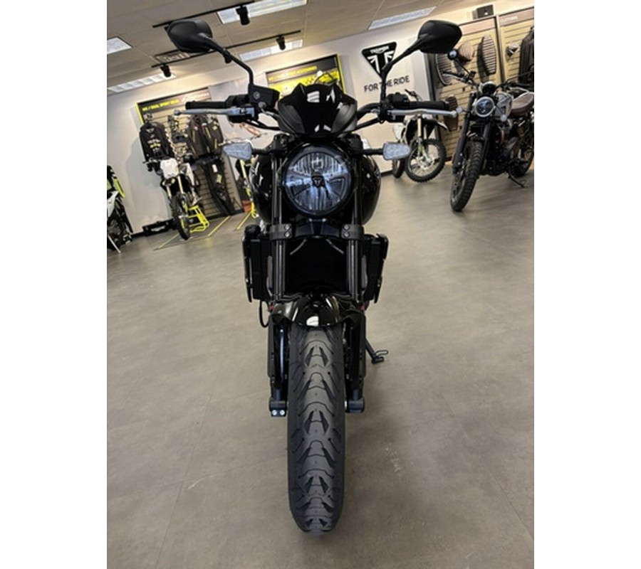 2026 Triumph Trident 800 Jet Black