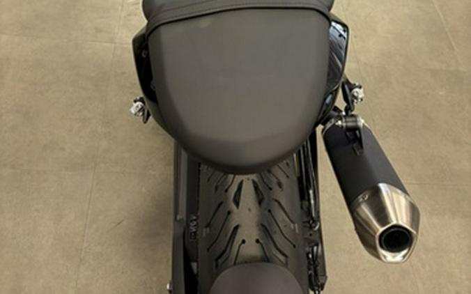 2026 Triumph Trident 800 Jet Black