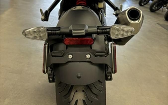 2026 Triumph Trident 800 Jet Black