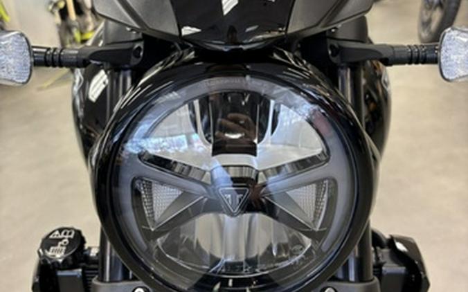 2026 Triumph Trident 800 Jet Black