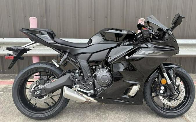 2026 Yamaha YZF-R7 07