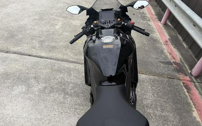 2026 Yamaha YZF-R7 07
