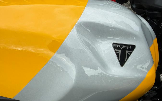 2026 Triumph Thruxton 400