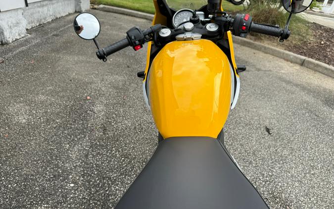 2026 Triumph Thruxton 400
