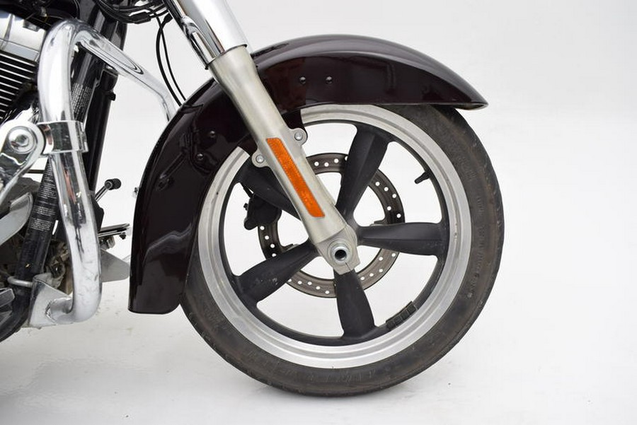 2014 Harley-Davidson® FLD - Dyna® Switchback™