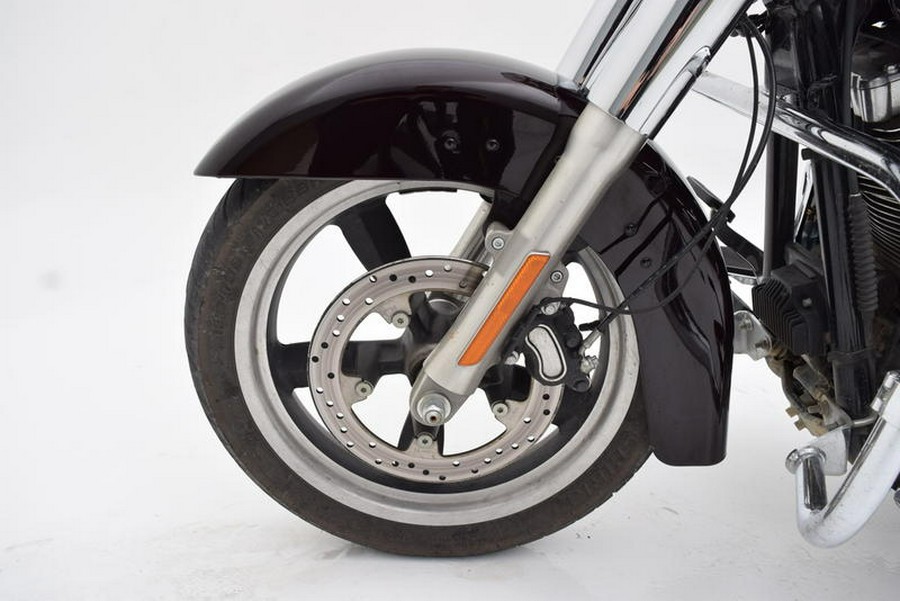 2014 Harley-Davidson® FLD - Dyna® Switchback™