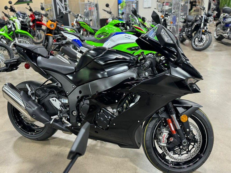 2024 Kawasaki Ninja® ZX™-10R KRT Edition