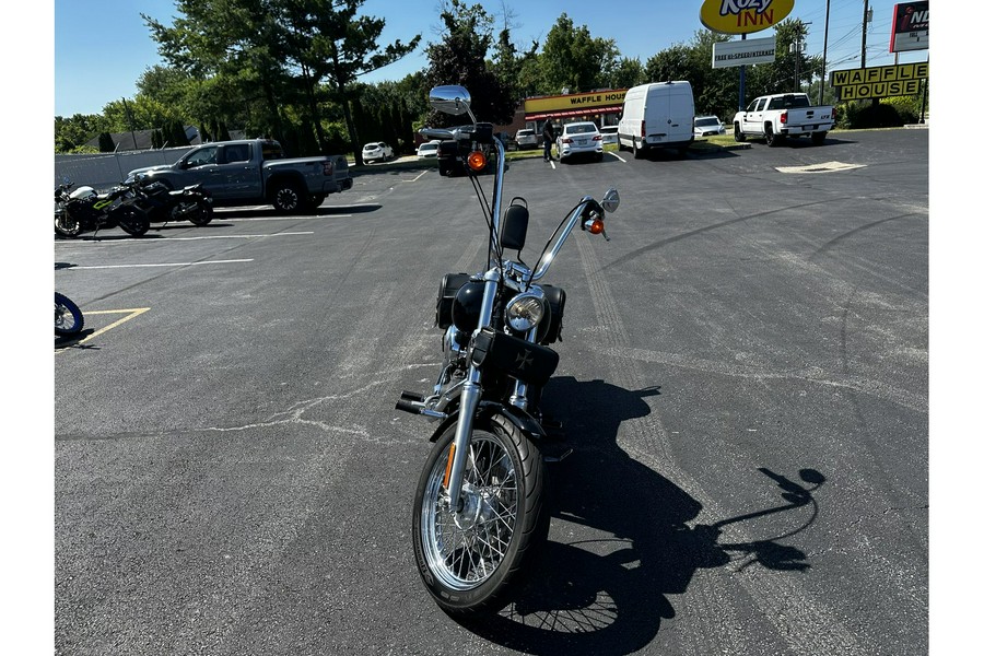 2006 Harley-Davidson® DYNA STREET BOB (EFI