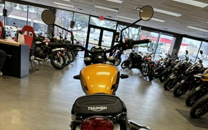 2026 Triumph Scrambler 900 Mineral Grey