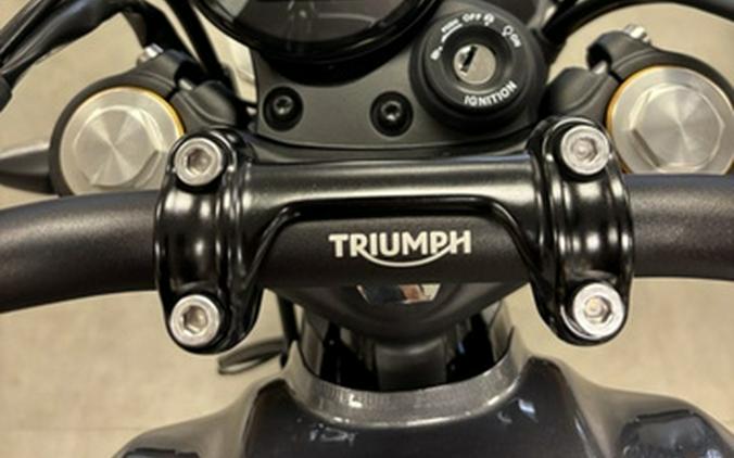 2026 Triumph Scrambler 900 Mineral Grey