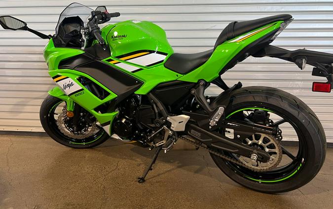 2025 Kawasaki Ninja 650 KRT Edition ABS