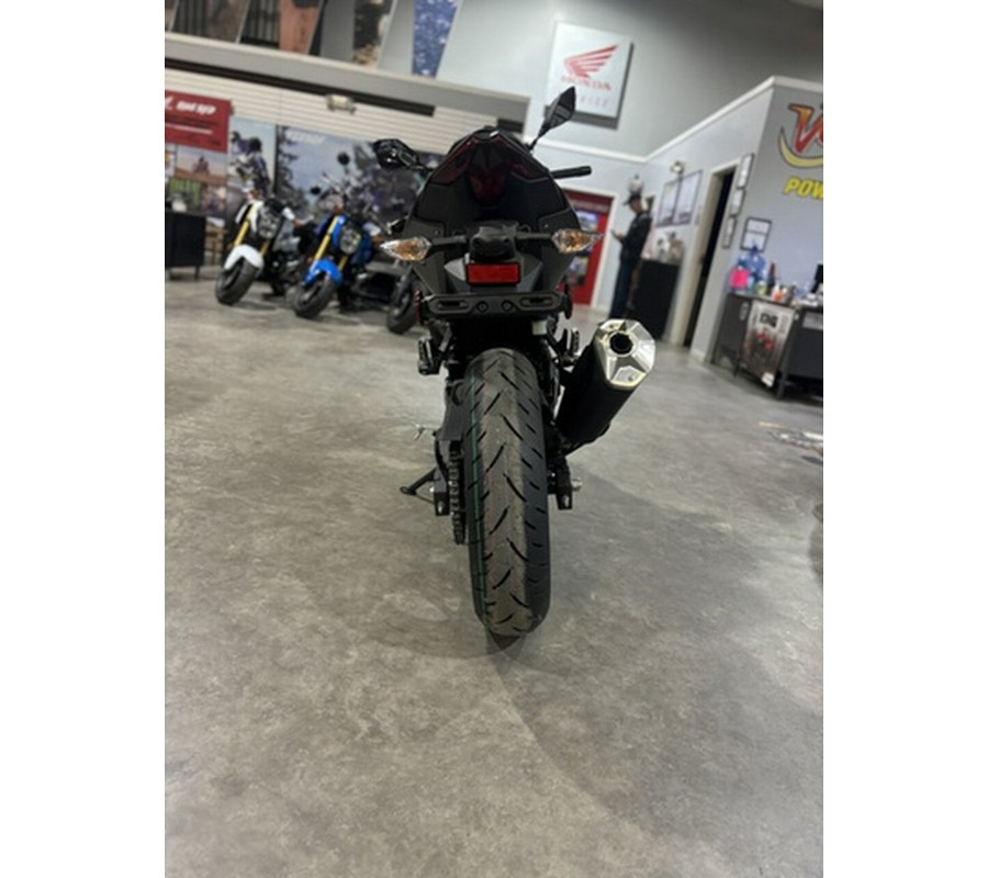 2025 Kawasaki Z500 ABS