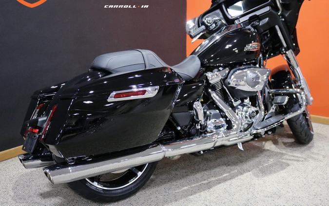 2025 Harley-Davidson® Street Glide® Vivid Black