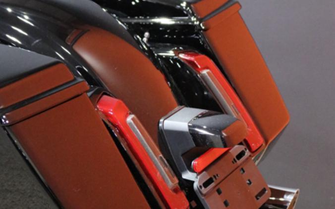 2025 Harley-Davidson® Street Glide® Vivid Black