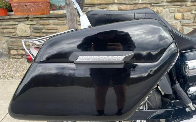 2006 Harley-Davidson® FXDWGI - Dyna® Wide Glide®