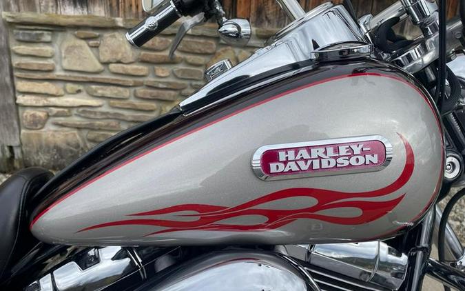 2006 Harley-Davidson® FXDWGI - Dyna® Wide Glide®