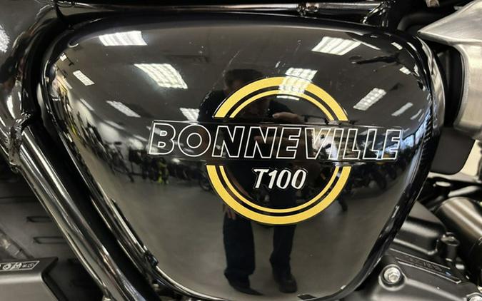 2026 Triumph Bonneville T100 Jet Black