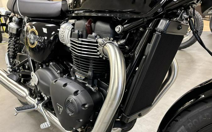 2026 Triumph Bonneville T100 Jet Black