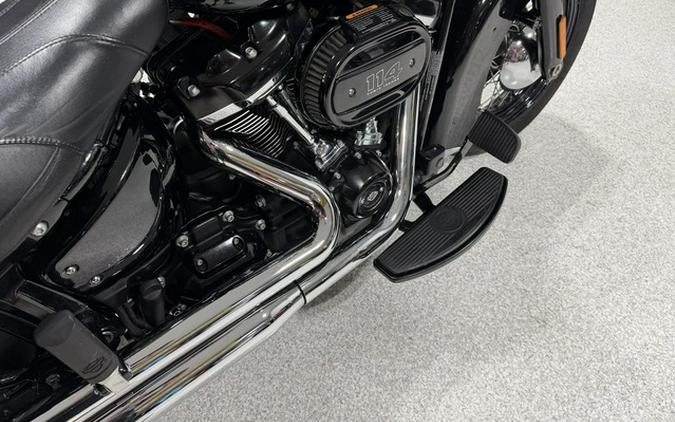 2019 Harley-Davidson Softail FLHCS - Heritage Classic 114