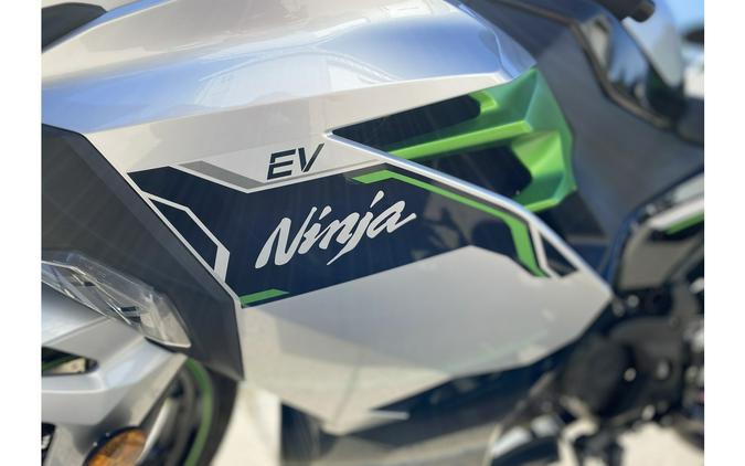 2024 Kawasaki Ninja® e-1 ABS