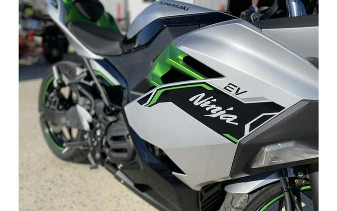 2024 Kawasaki Ninja® e-1 ABS