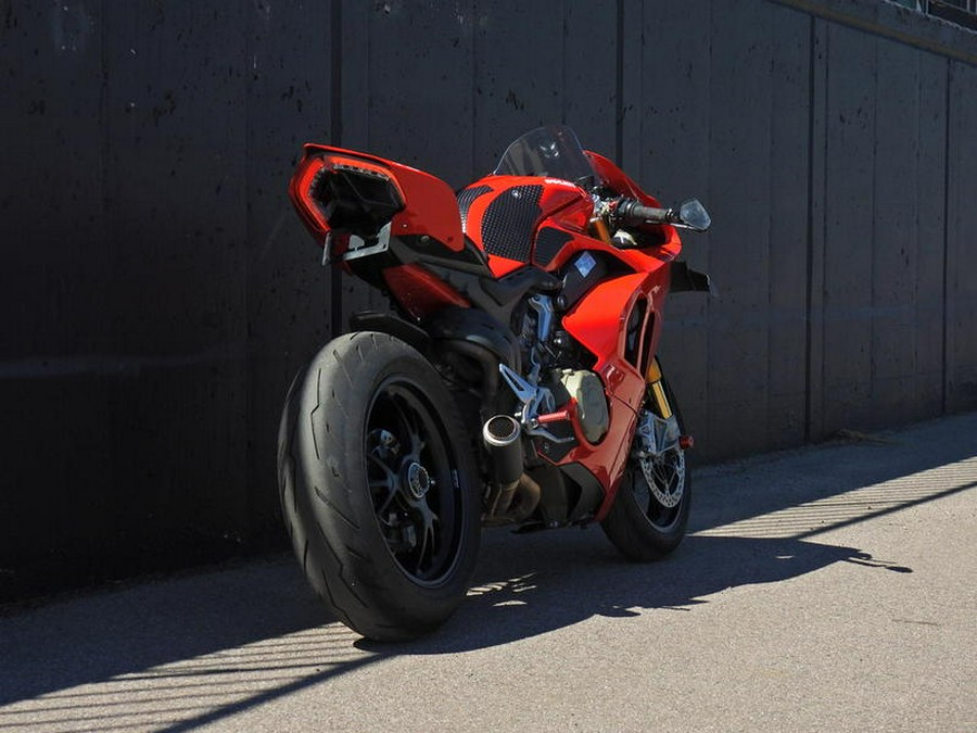 2021 Ducati Panigale V4 S Ducati Red