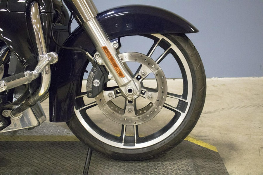 2019 Harley-Davidson® FLHX - Street Glide®