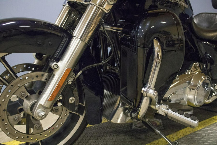 2019 Harley-Davidson® FLHX - Street Glide®