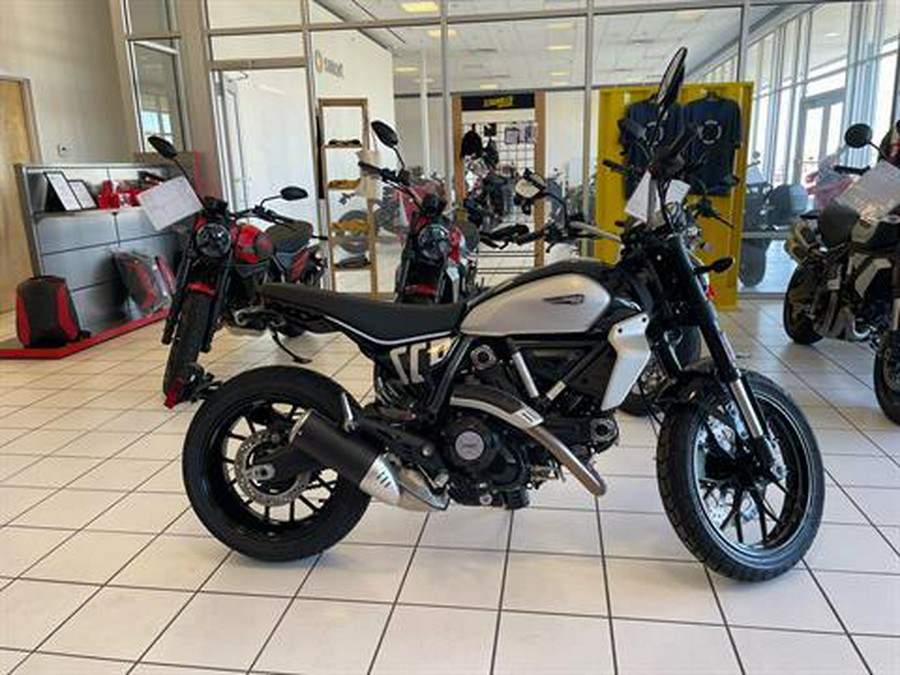 2024 Ducati Scrambler Icon