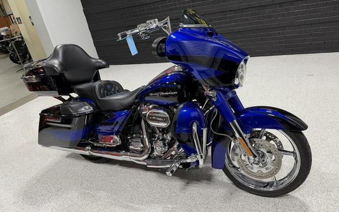 2017 Harley-Davidson FLHXSE - CVO Street Glide