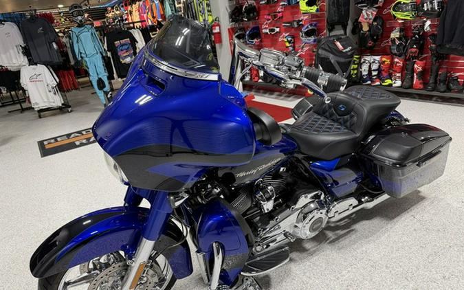 2017 Harley-Davidson FLHXSE - CVO Street Glide