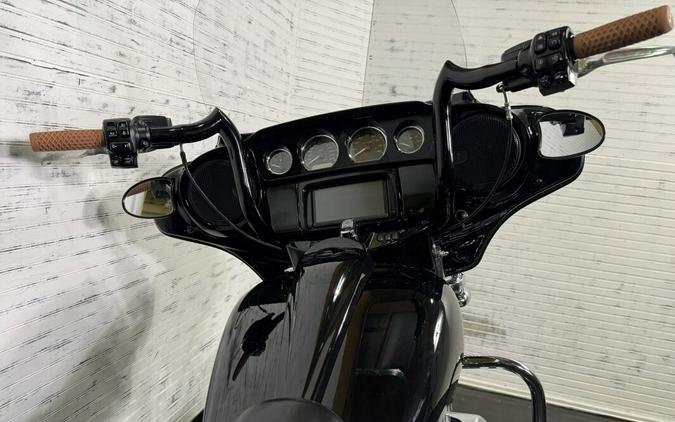 2018 Harley-Davidson® Electra Glide® Police Vivid Black