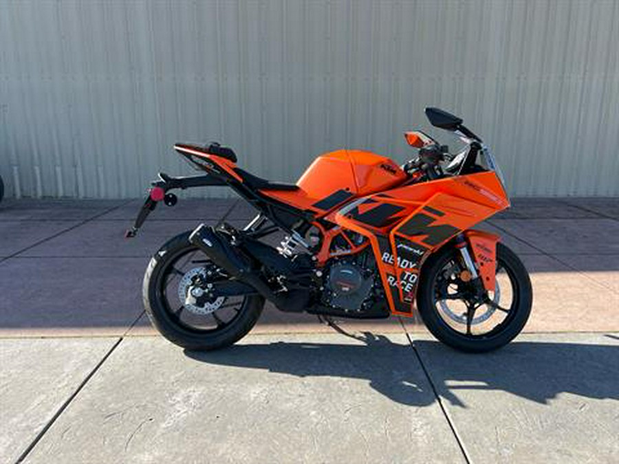 2023 KTM RC 390