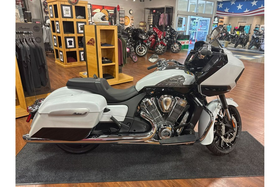 2025 Indian Motorcycle ChallengerÂ® Limited