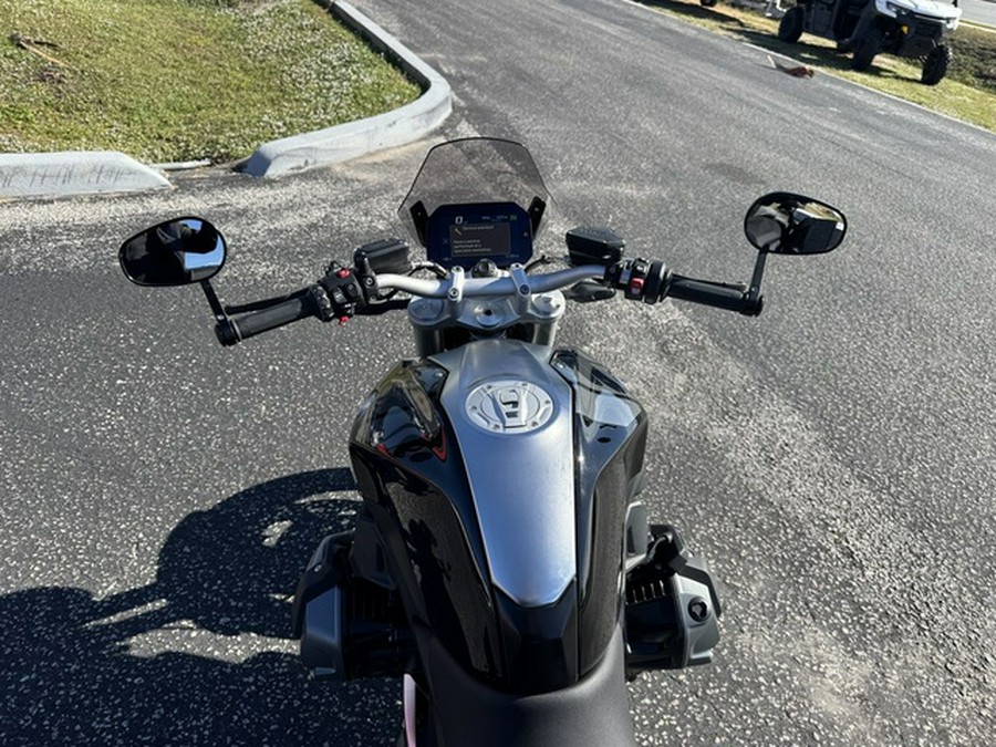 2023 BMW R 1250 R Triple Black