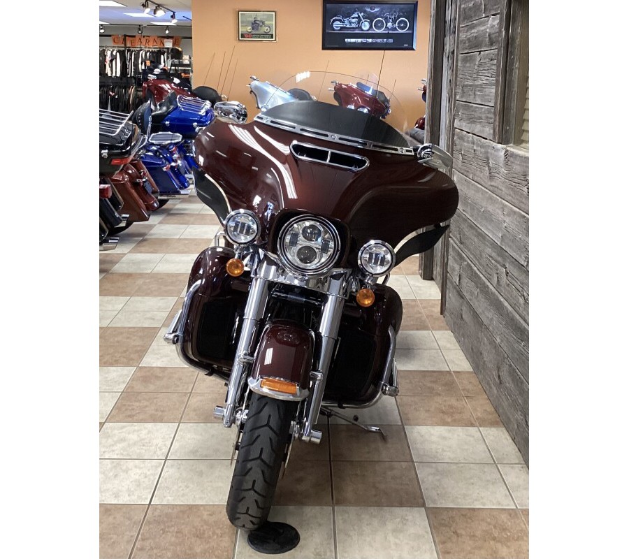 2018 Harley-Davidson® Ultra Limited Twisted Cherry