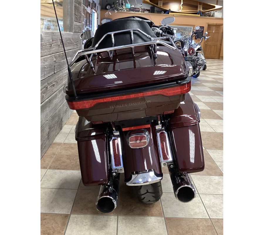 2018 Harley-Davidson® Ultra Limited Twisted Cherry