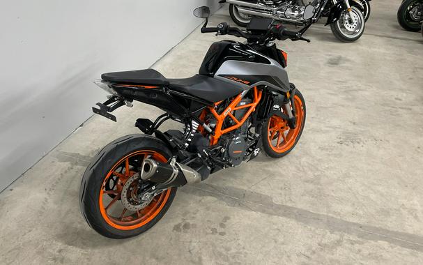 2022 KTM 390 Duke