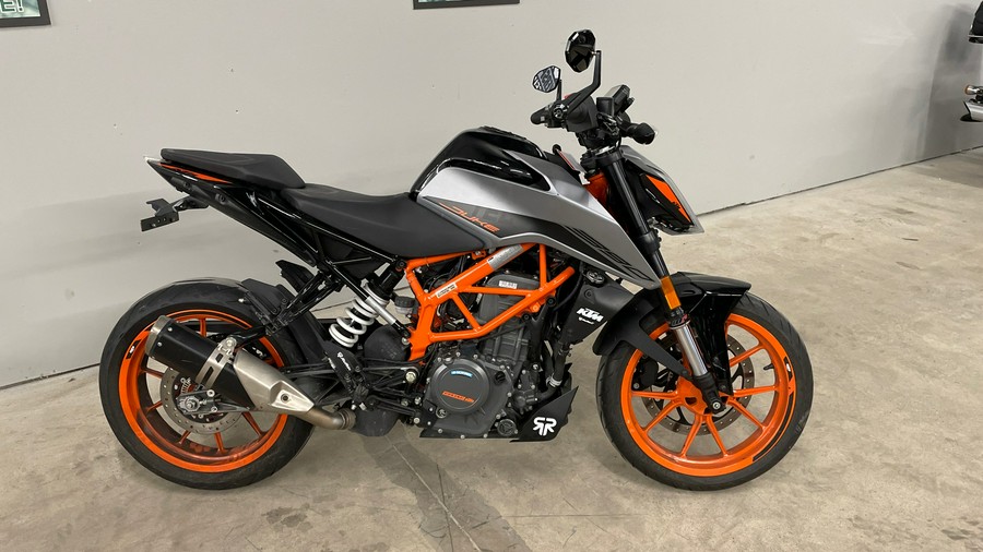 2022 KTM 390 Duke