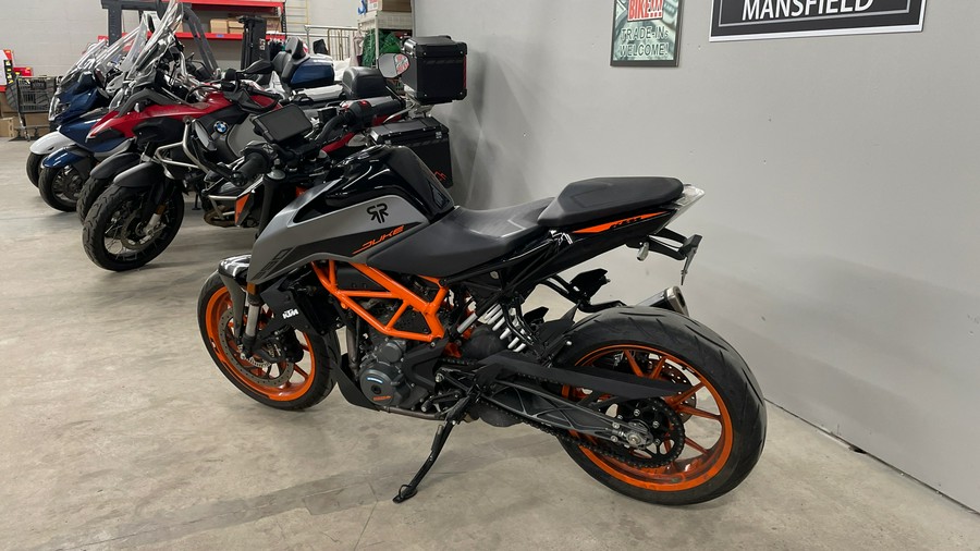 2022 KTM 390 Duke