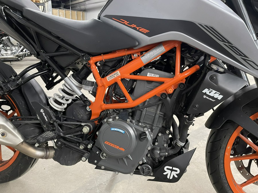 2022 KTM 390 Duke