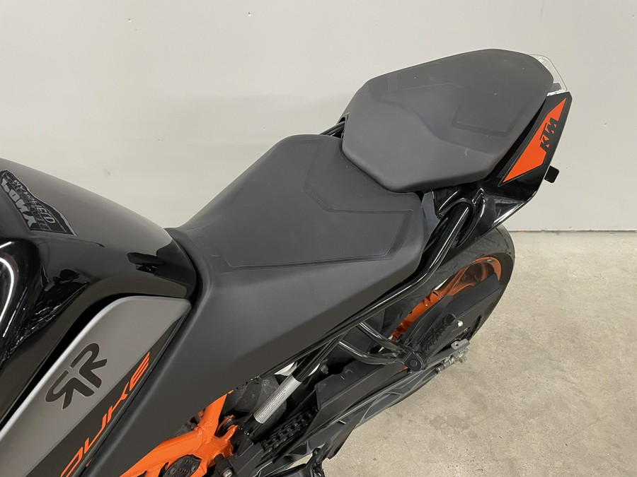 2022 KTM 390 Duke