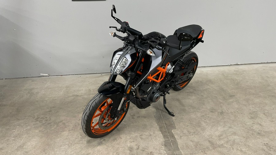 2022 KTM 390 Duke