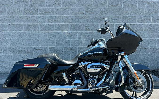 2018 Harley-Davidson® Road Glide® BLACK