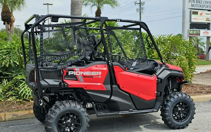 2023 Honda Pioneer 1000-5 Deluxe