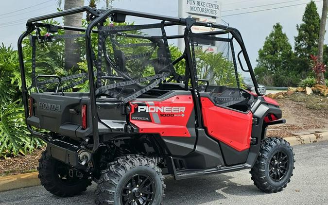 2023 Honda Pioneer 1000-5 Deluxe