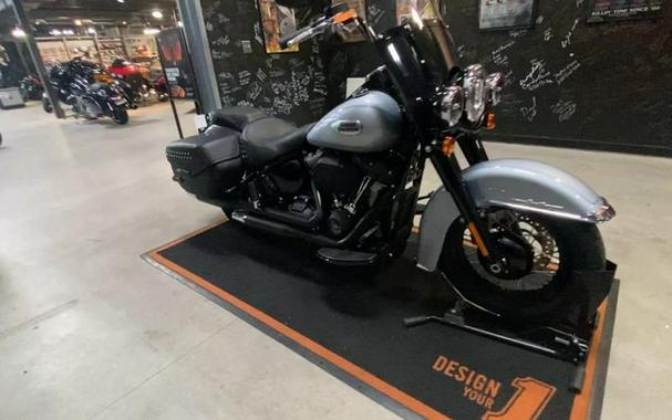 2024 Harley-Davidson® FLHCS - Heritage Classic