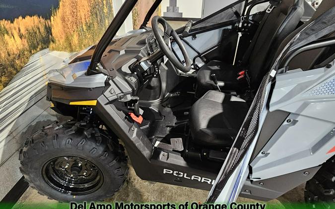 2025 Polaris RZR 200 EFI